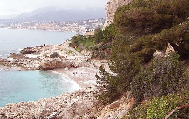 spiaggia-balzi-rossi