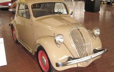 80° compleanno della Fiat Topolino: mostre, eventi in piazza e girotondi a quattro ruote