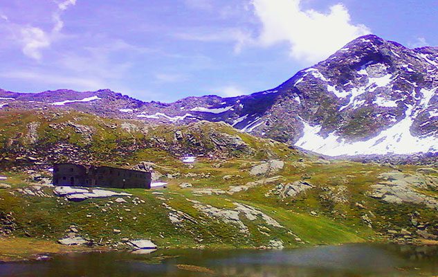 L’Altopiano dei 13 laghi: un paradiso per gli amanti del trekking a pochi chilometri da Torino