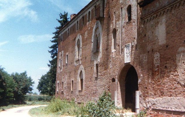 Il Castello della Rotta a Moncalieri: fantasmi e leggende del luogo più “infestato” d’Italia