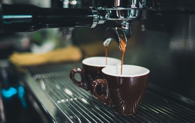 Il Caffè espresso è nato a Torino: storia di una bevanda sabauda dal successo mondiale