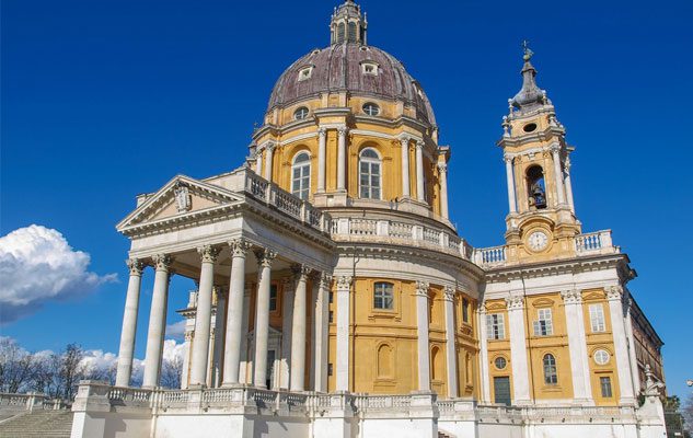 Come arrivare alla Basilica di Superga da Torino: auto, bus, tranvia e a piedi