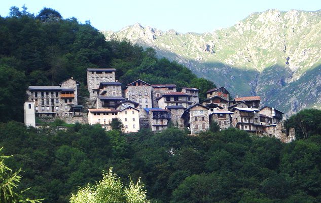 I 10 borghi fantasma del Piemonte: storie, aneddoti e curiosità