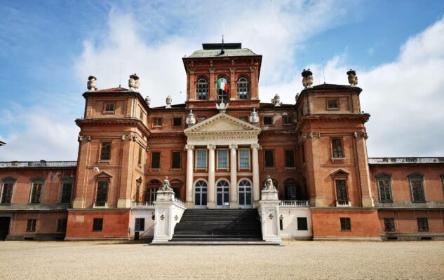 Sulle orme di casa Savoia: il Castello Reale di Racconigi