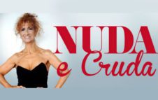 Anna Mazzamauro a teatro con "Nuda e Cruda"