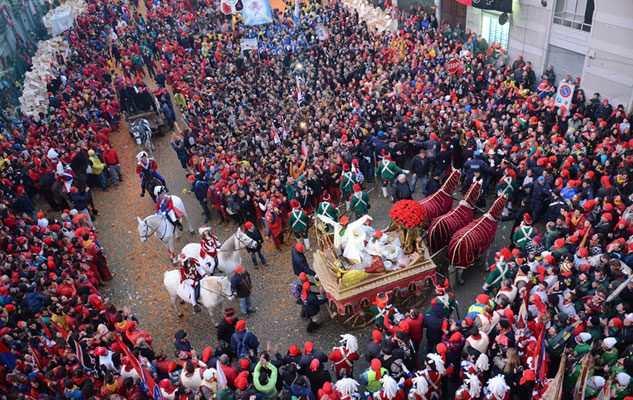 Il Carnevale di Ivrea 2020 e la Battaglia delle Arance: storia e curiosità di un evento unico al mondo