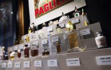 Perfumum: i profumi della storia in mostra a Torino