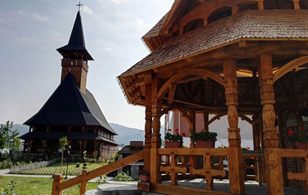 Chiesa Maramures a Torino: il curioso edificio in legno che viene dalla Transilvania