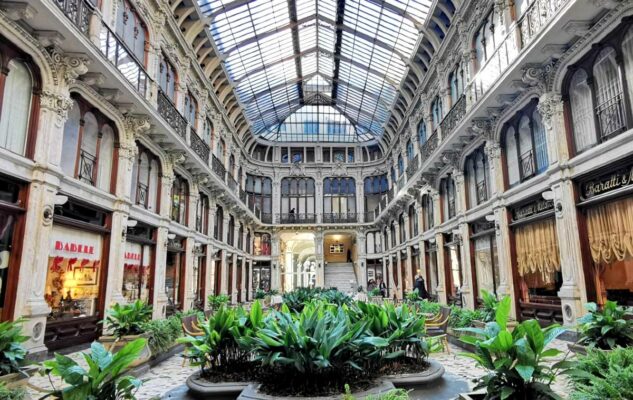 La Galleria Subalpina: un tuffo indietro nel tempo nel cuore di Torino