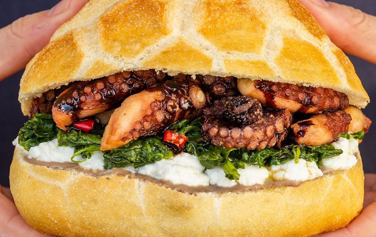 Pescaria A Torino Il Famoso Panino Di Pesce