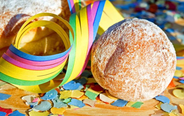 Friciò piemontesi: i deliziosi dolcetti del Carnevale in Piemonte