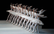 Il Lago dei Cigni a Torino con le stelle del Ballet from Russia