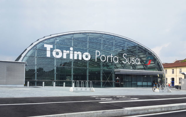 Torino: terminata la nuova pista ciclabile che collega Porta Susa e Porta Nuova