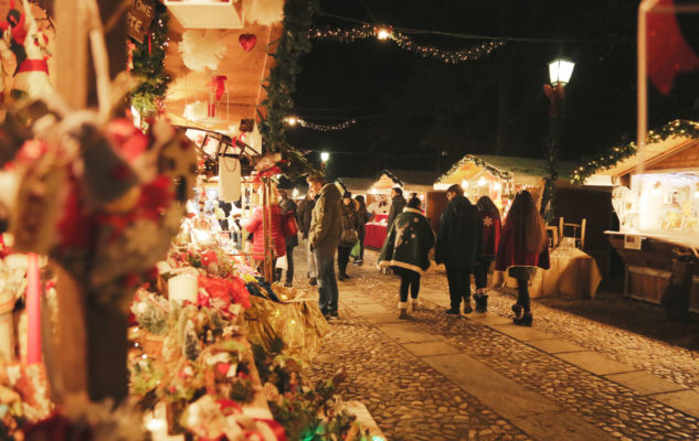 Mercatini Di Natale In Italia.Il Mercatino Di Natale Piu Grande D Italia E In Piemonte