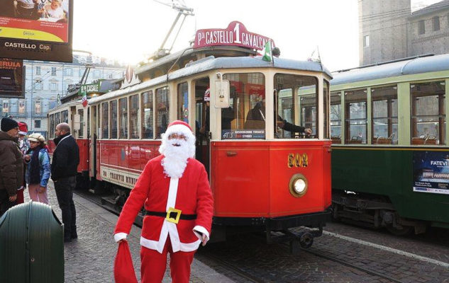 Babbo Natale tram storico torino