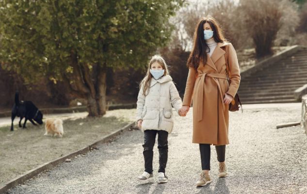 Mascherine obbligatorie in Piemonte all’aperto: da oggi in vigore la nuova ordinanza