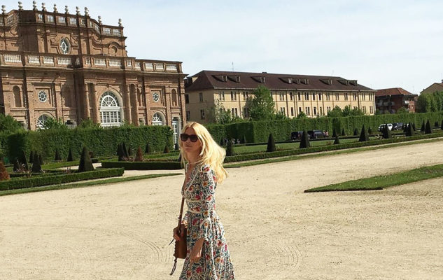 Claudia Schiffer elogia Torino e i suoi dintorni: “Una delle più belle location”