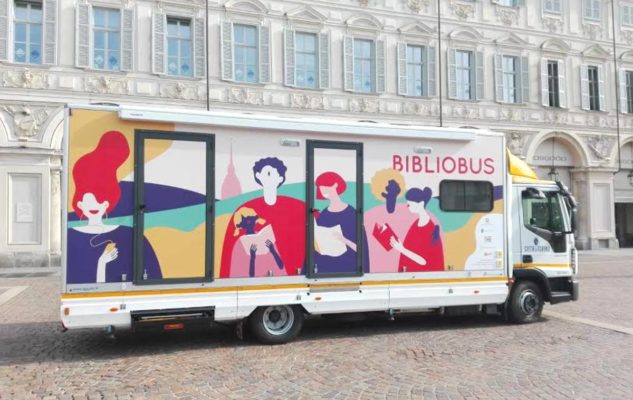 Le Biblioteche Civiche di Torino ripartono: libri sulla soglia, Bibliobus e consegna a domicilio
