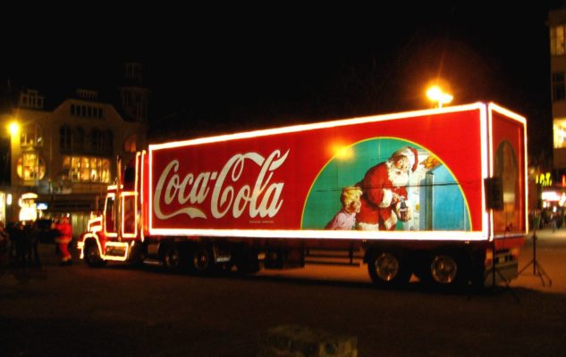 Il Camion della Coca Cola arriva a Torino per una tappa del tour di Natale