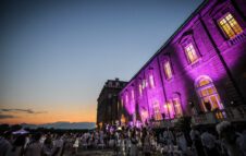 Una Notte alla Reggia di Venaria: musica, arte, fiori e una cena negli incantevoli Giardini