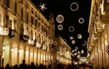 Luci d'Artista City Tour 2021: ammirare dall'alto le installazioni luminose più famose di Torino
