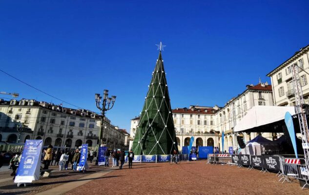 L’Albero di Natale 2021 di Torino cambia format e trasloca in piazza Vittorio