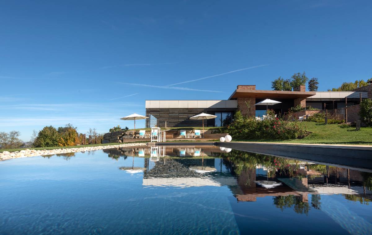 relais le rocche piscina Langhe