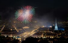 Festa di San Giovanni a Villa della Regina: arte, musica, cocktail e fuochi d'artificio