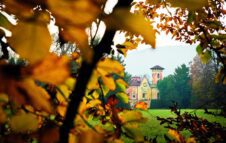 La magia del Foliage al Castello di Miradolo: visite guidate al Parco