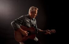 Tommy Emmanuel a Torino nel 2023: data e biglietti del concerto