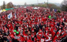 Il Raduno dei Babbi Natale 2022 a Torino: il grande evento per i bimbi del Regina Margherita