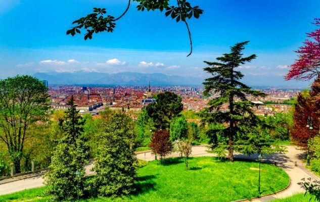 Villa Genero: passeggiata con vista mozzafiato su per la collina di Torino