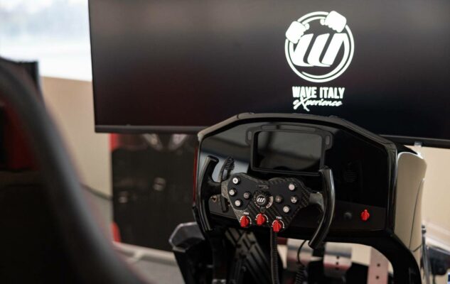 A Torino un simulatore per provare il brivido di guidare una Vettura GT da competizione