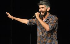 Lorenzo Marangoni a Venaria: stand-up poetry al Teatro della Concordia