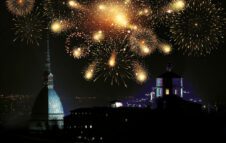Fuochi d'Artificio a Torino per San Giovanni 2023: info, orario e accessi
