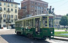 In giro per Torino sul tram storico: viaggio nel tempo a bordo della vettura 2598 degli anni '30