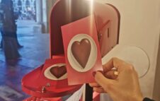 Cioccolato e Lettere d'Amore in Piazza San Carlo per San Valentino 2024