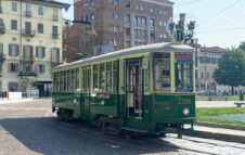 In giro per Torino sul tram storico: viaggio nel tempo a bordo di una storica vettura anni '30
