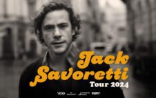 Jack Savoretti a Susa per un concerto all'Arena Romana nell'estate 2024