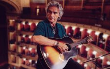 Ligabue a Torino nel 2024 con "In Teatro Dedicato a Noi": data e biglietti