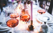 Fiori & Vini 2025 a Carignano: profumi, colori e sapori del Piemonte