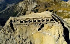 Rievocazione della Battaglia delle Alpi: due giorni di memoria sullo Chaberton
