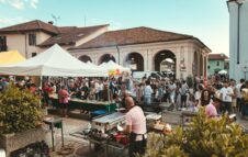 A Castagnole Piemonte torna “Mangè an n’autra cort” tra piatti tipici e rievocazioni storiche