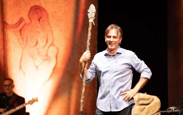 “Caveman” torna a Torino 2025