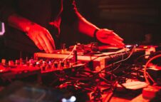 “Crossroads | Festival Continuo”: mercoledì sera a Torino tra suono, visione e territorio