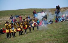 Festa del Piemonte all’Assietta 2025: la rievocazione della battaglia del 1747
