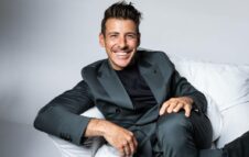 Domenica il concerto di Francesco Gabbani tra i monti e i prati di Sampeyre