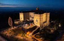 Magico Paese di Natale di Govone 2025: spettacoli e mercatini natalizi al Castello