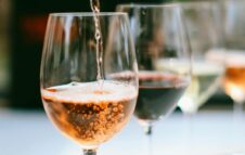 I Percorsi del Gusto 2025 a Mombaruzzo: due serate tra cibo e spettacoli nel Monferrato