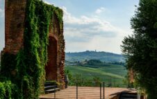 Art Site Fest 2025: al Castello di Moasca una serata tra arte, parole e paesaggi Unesco